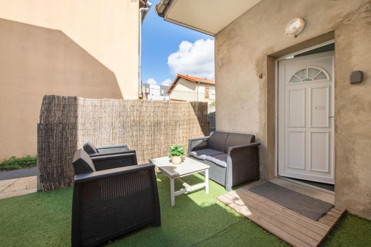 Benfleet 4 Cosy Studio Proche Paris Apartment Romainville Bagian luar foto